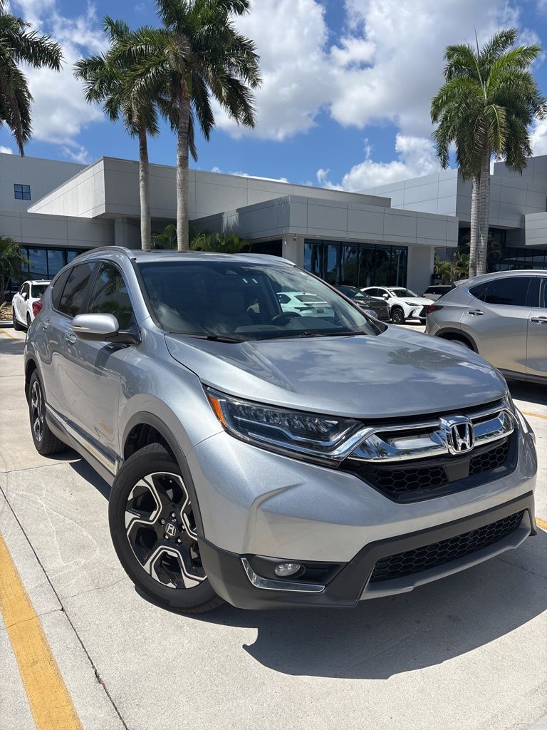 2019 Honda CR-V Touring 2WD's photo