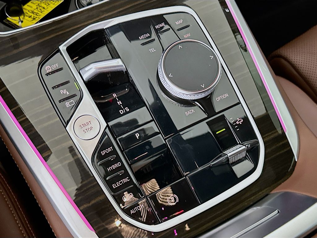 Thumbnail: 2024 BMW X5 - 17