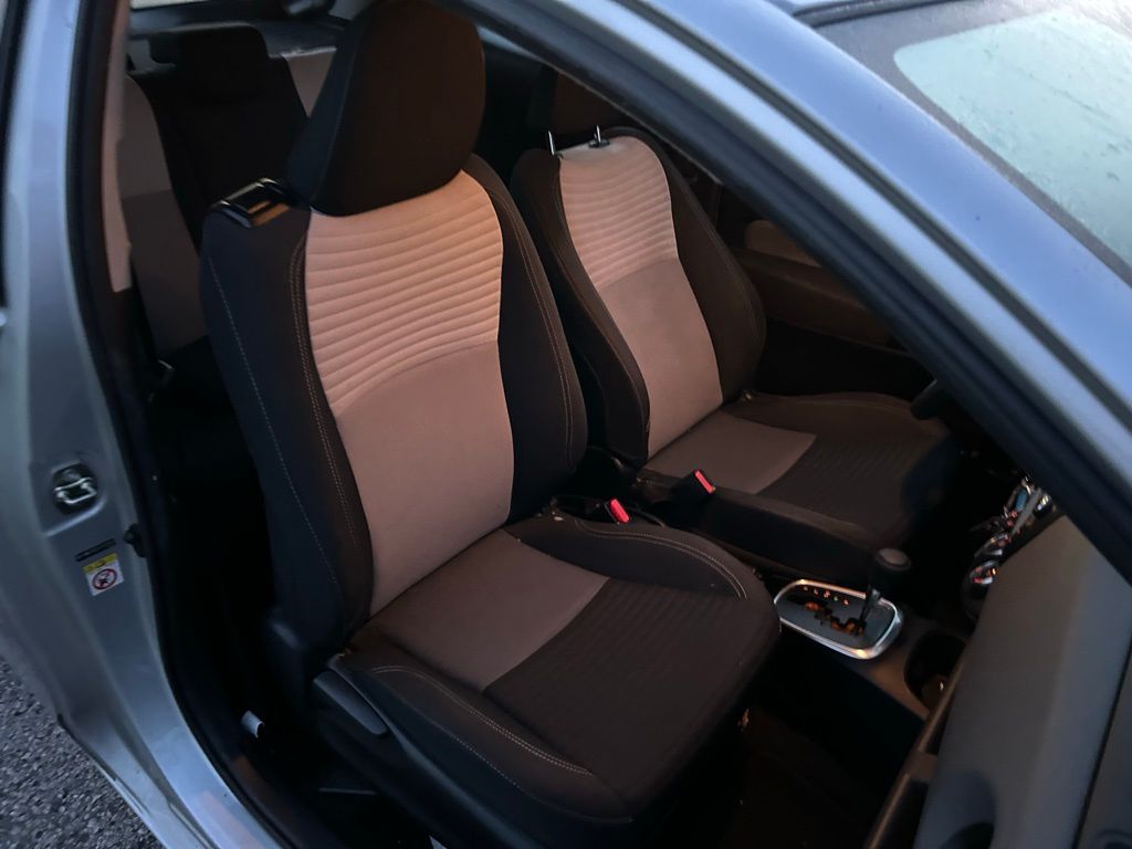 Thumbnail: 2018 Toyota Yaris - 14