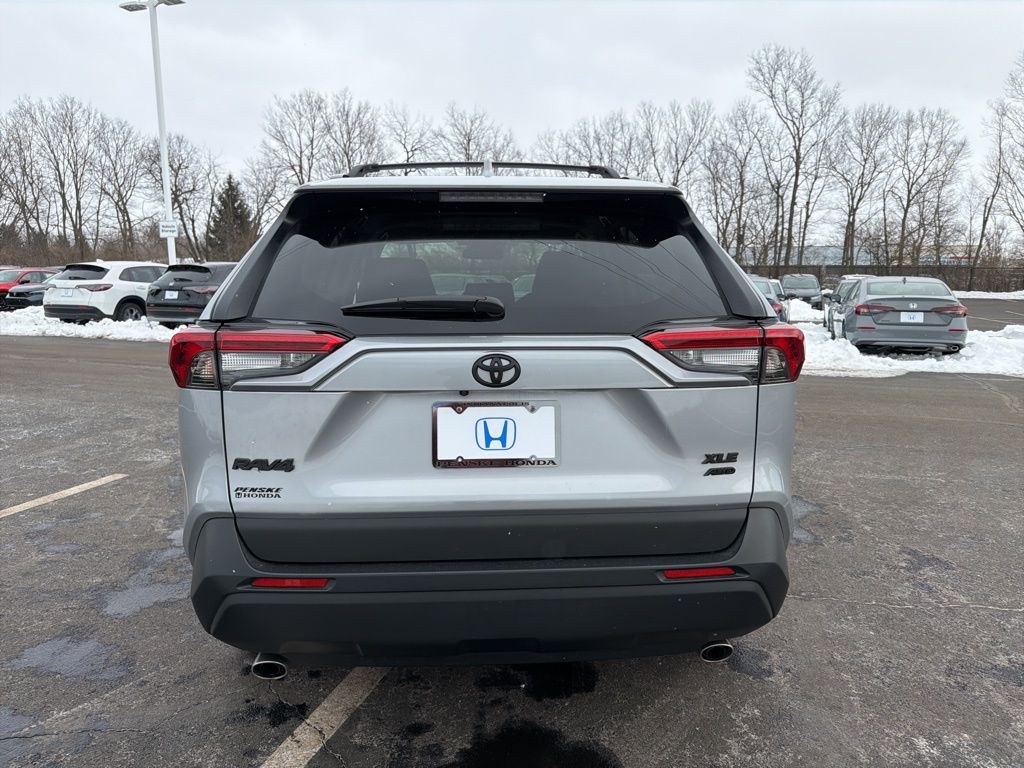 Thumbnail: 2025 Toyota RAV4 - 4