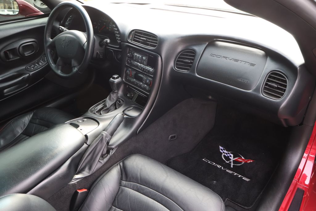 Thumbnail: 2002 Chevrolet Corvette - 31