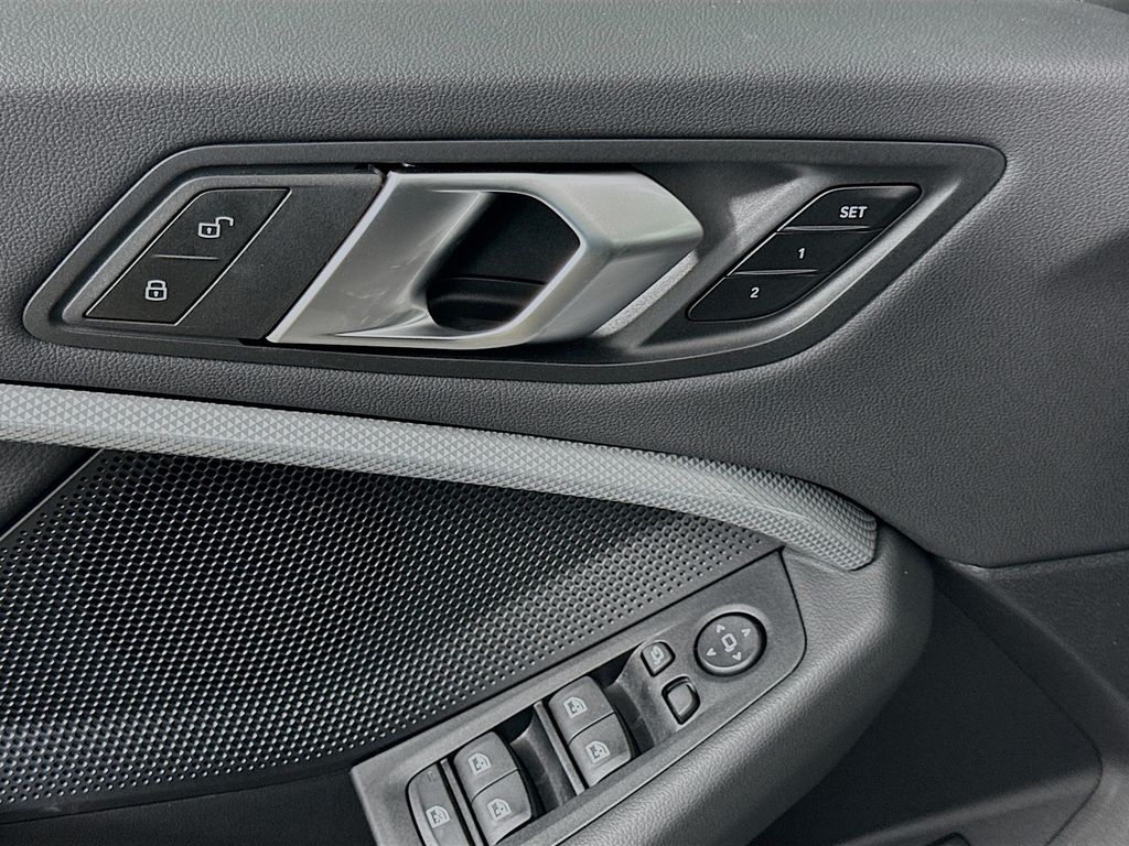 Thumbnail: 2024 BMW 2 Series - 20