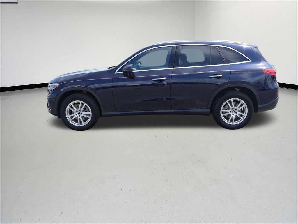 Thumbnail: 2024 Mercedes-Benz GLC - 2