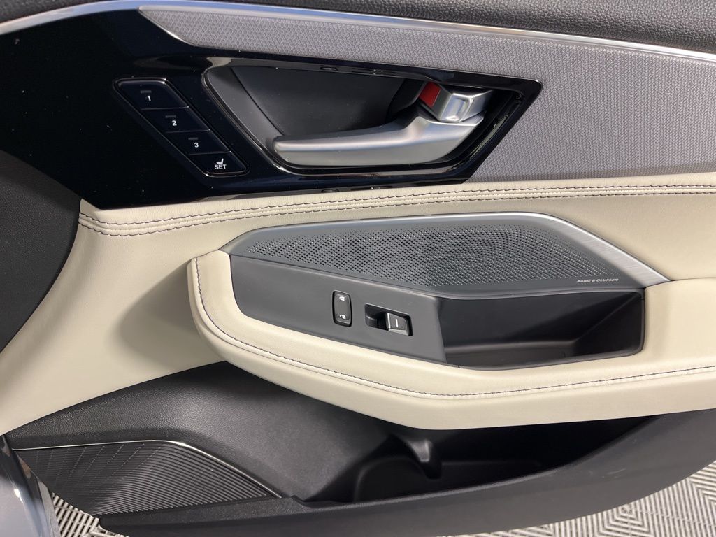 Thumbnail: 2026 Acura MDX - 11