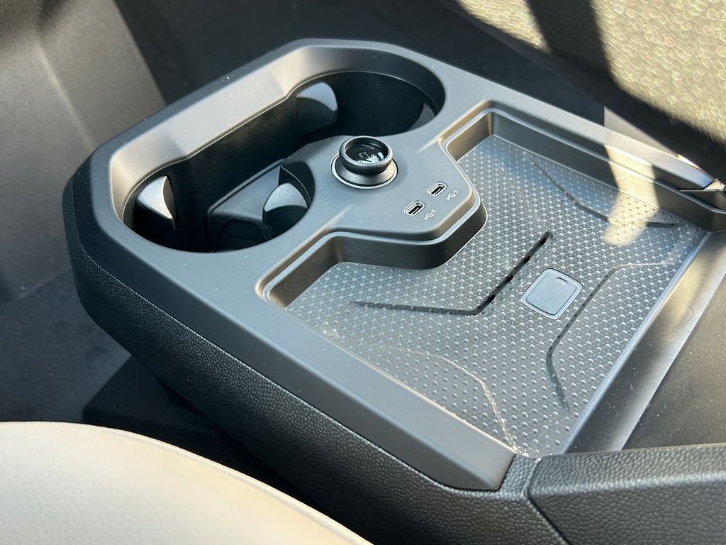 2025 BMW iX xDrive50 29