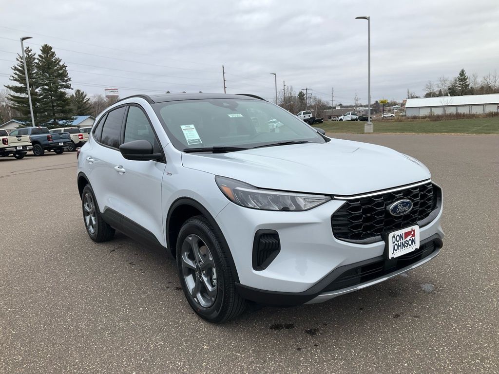 Silver Metallic 2026 Ford Escape SUV / Crossover All-Wheel Drive 8-Speed Automatic