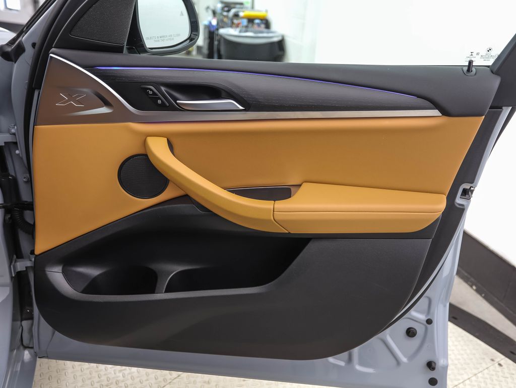 Thumbnail: 2023 BMW X3 - 29