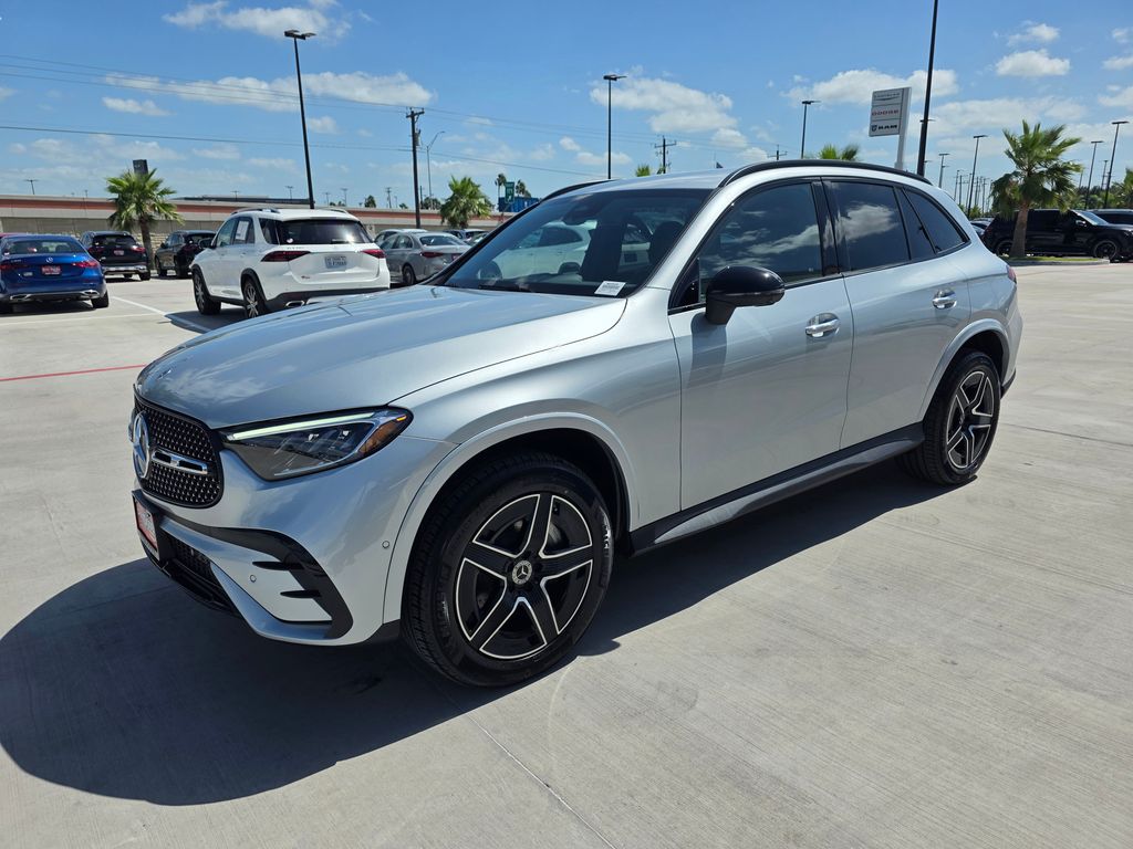 New 2026 Silver Mercedes-Benz GLC 300 image 3