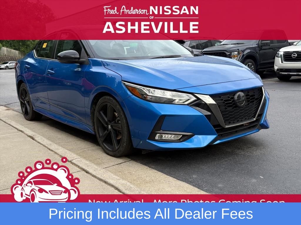 Electric Blue Metallic/Super Black 2022 Nissan Sentra Sedan Front-Wheel Drive Continuously Variable Transmission