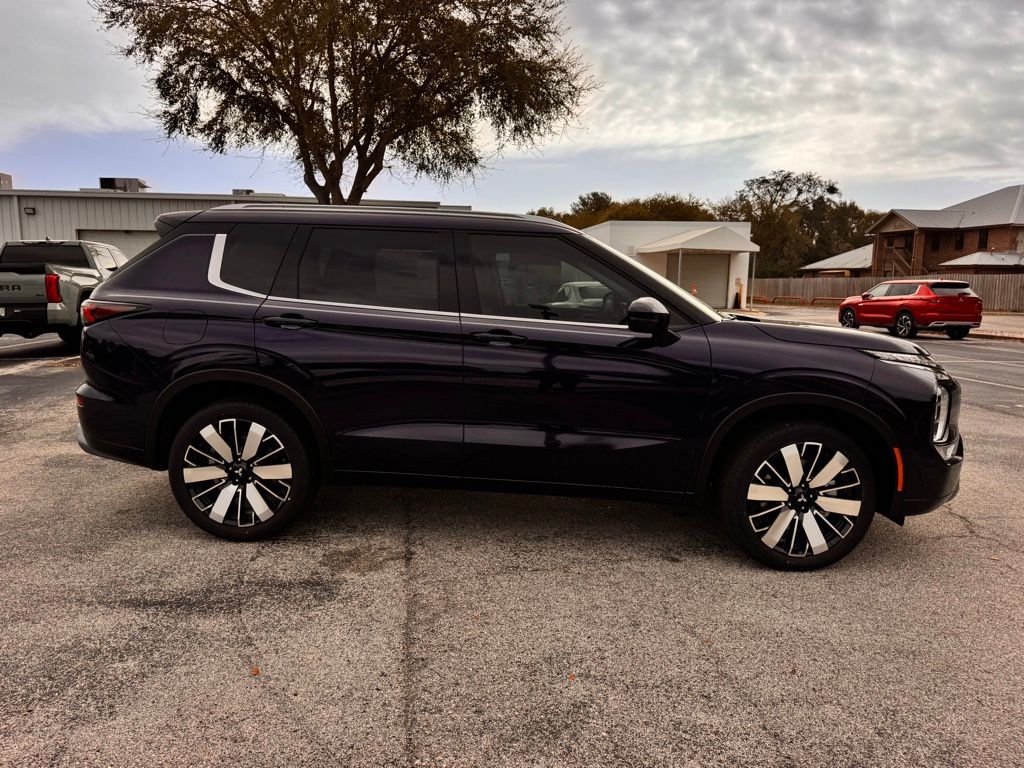 New 2026 Mitsubishi Outlander SUV