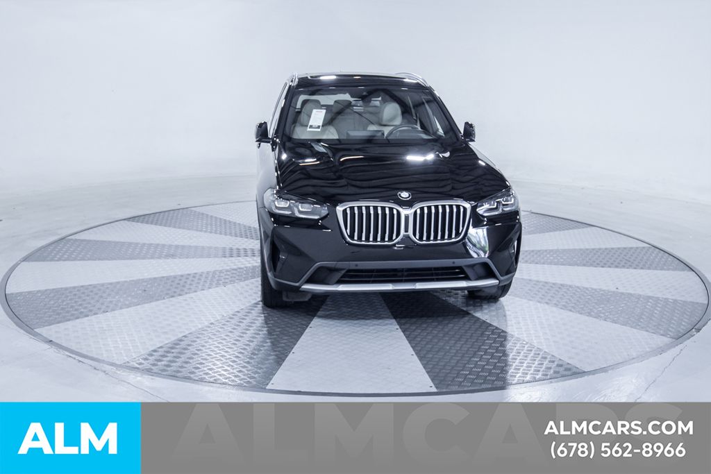 Used 2022 Black BMW sDrive30i image 14