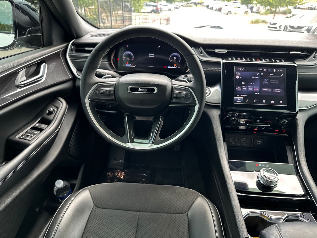 Used Car 2023 Jeep Grand Cherokee  Altitude For Sale Under $30,000 In Austin, Texas
