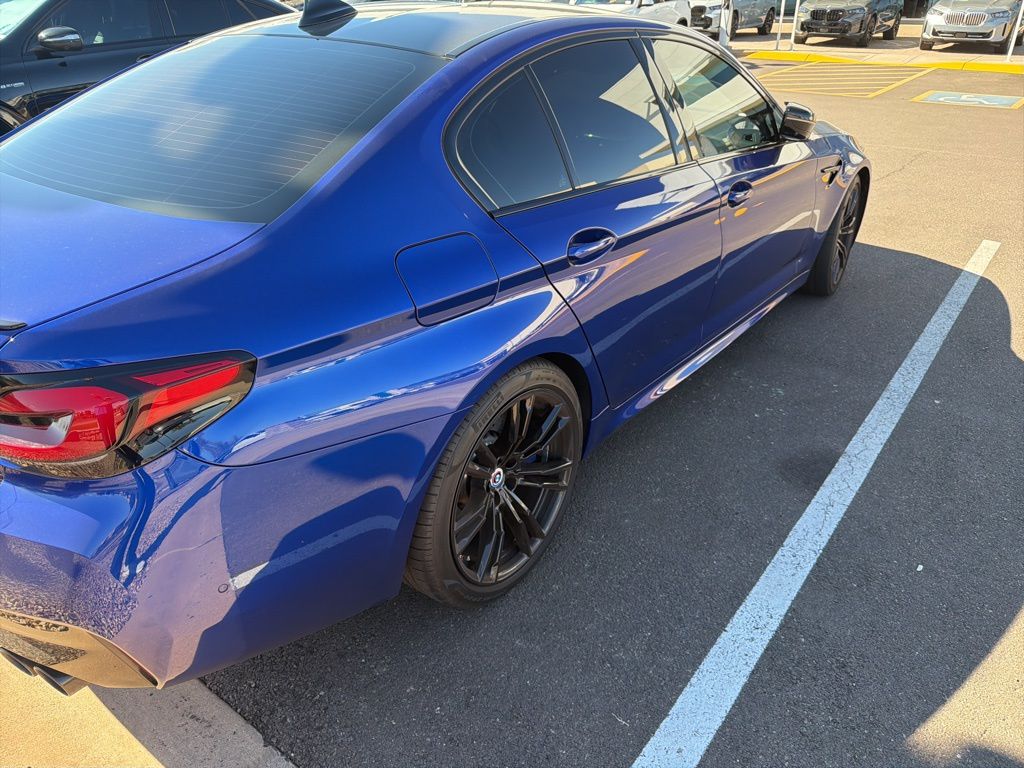 Thumbnail: 2023 BMW M5 - 6