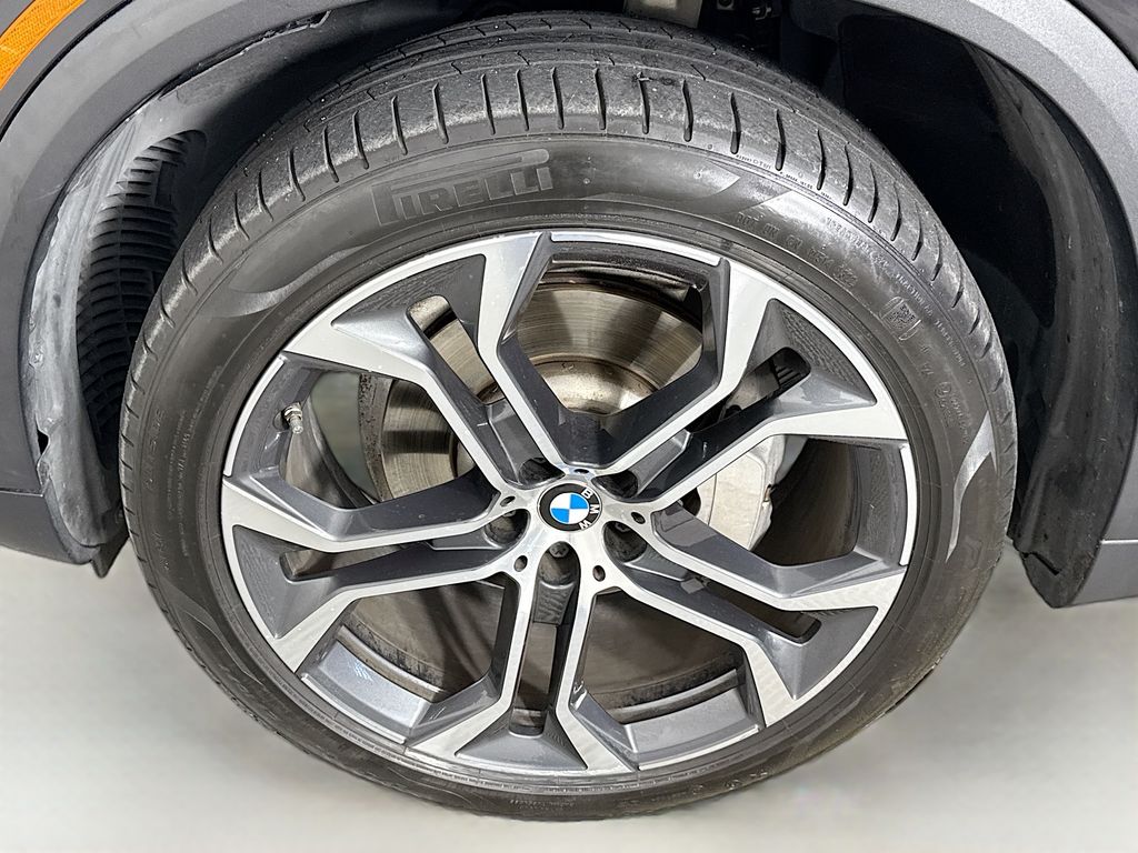 Thumbnail: 2020 BMW X5 - 32