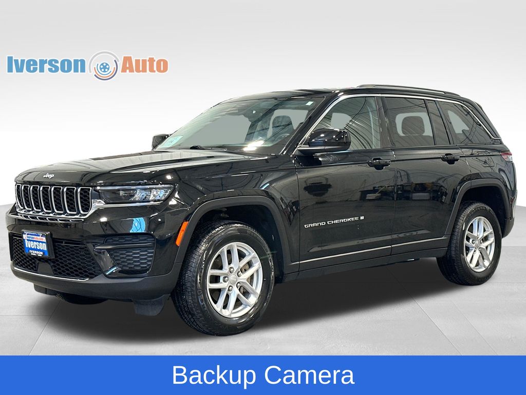 View vehicle photo 5