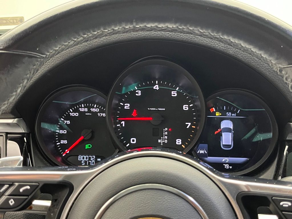 Thumbnail: 2019 Porsche Macan - 11