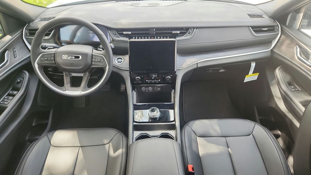 2025 Jeep Grand Cherokee L