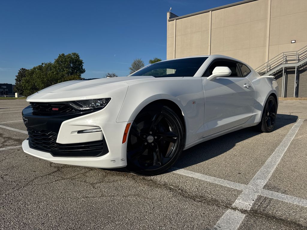Summit White 2019 Chevrolet Camaro 1SS Coupe RWD Coupe Rear-Wheel Drive Automatic
