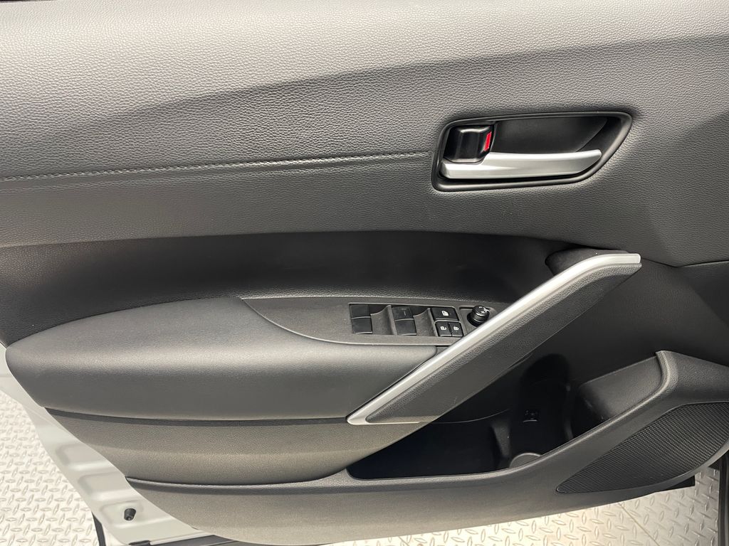 Thumbnail: 2024 Toyota Corolla Cross - 9