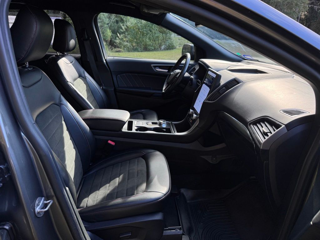 2022 Ford Edge ST-Line