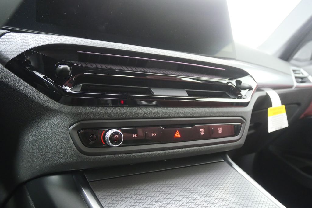 Thumbnail: 2026 BMW 3 Series - 20