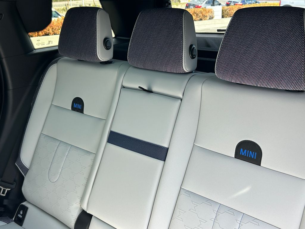 Thumbnail: 2026 MINI Cooper Countryman - 31
