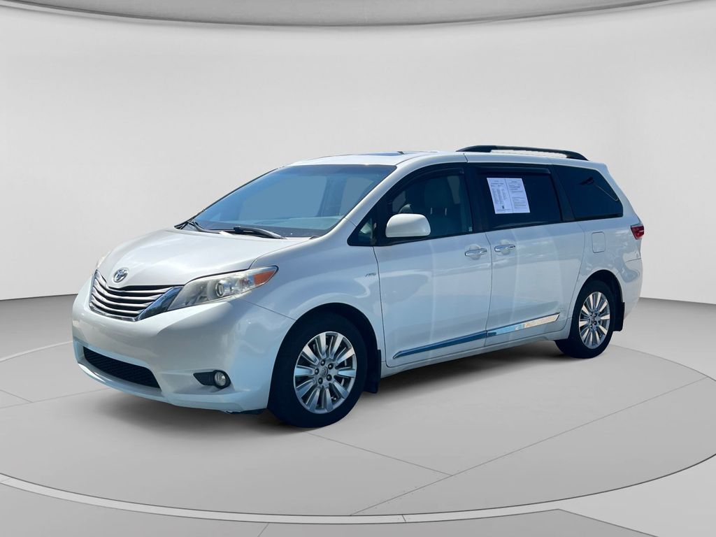 White (Blizzard Pearl) 2017 Toyota Sienna Minivan All-Wheel Drive 8-Speed Automatic