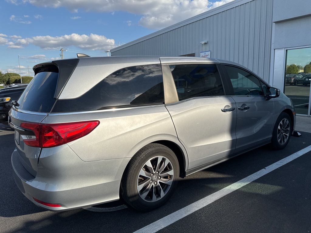 Thumbnail: 2021 Honda Odyssey - 3
