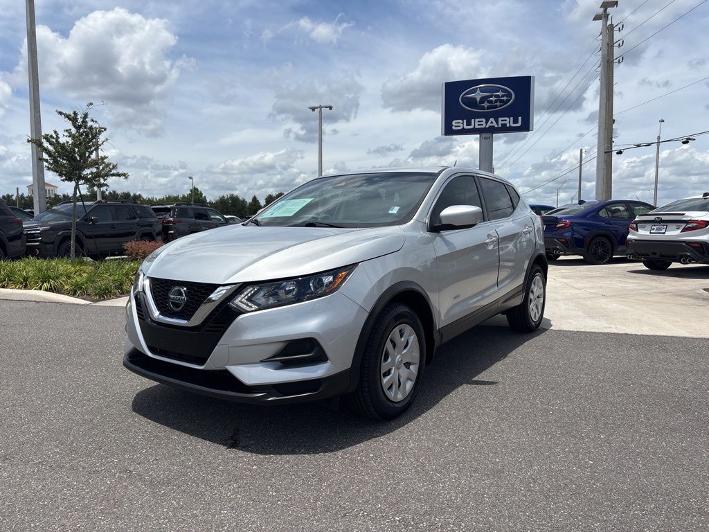 Brilliant Silver Metallic 2020 Nissan Rogue Sport S FWD SUV / Crossover Front-Wheel Drive Continuously Variable Transmission