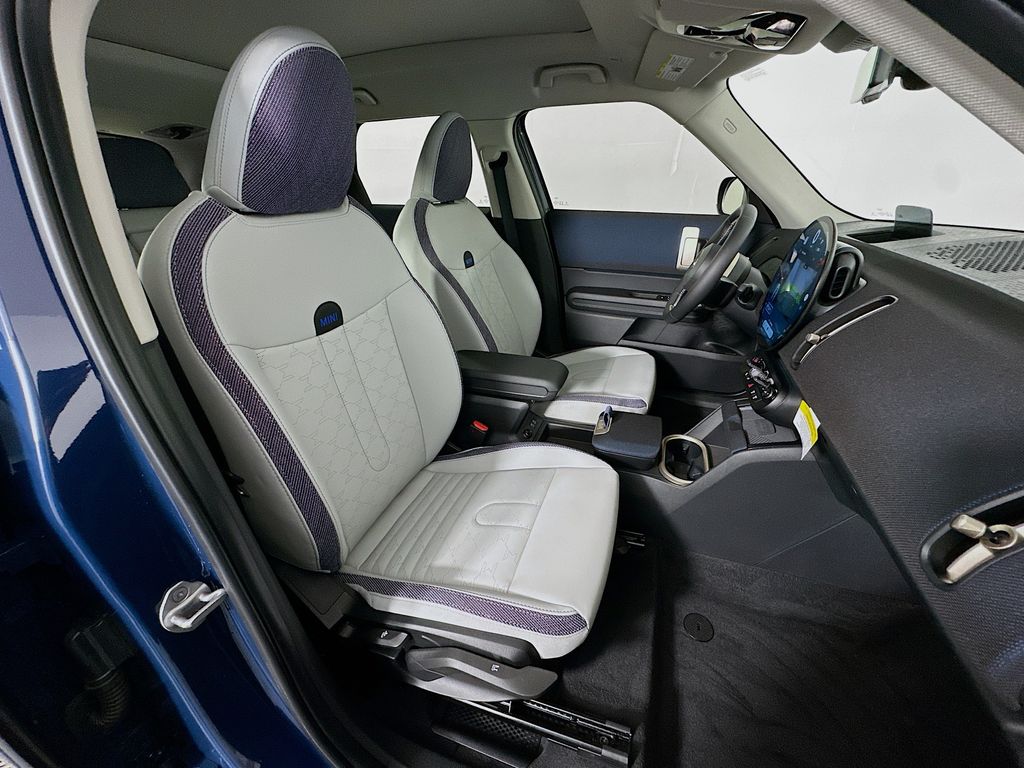 Thumbnail: 2025 MINI Cooper Countryman - 27