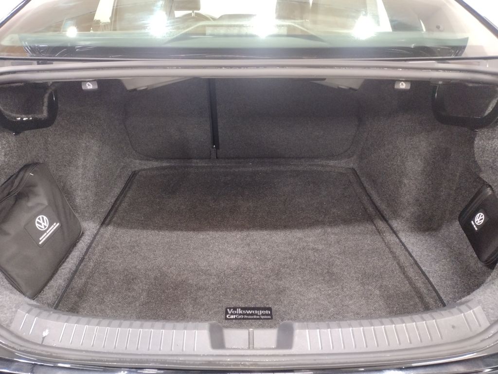 2021 Volkswagen Jetta R-Line