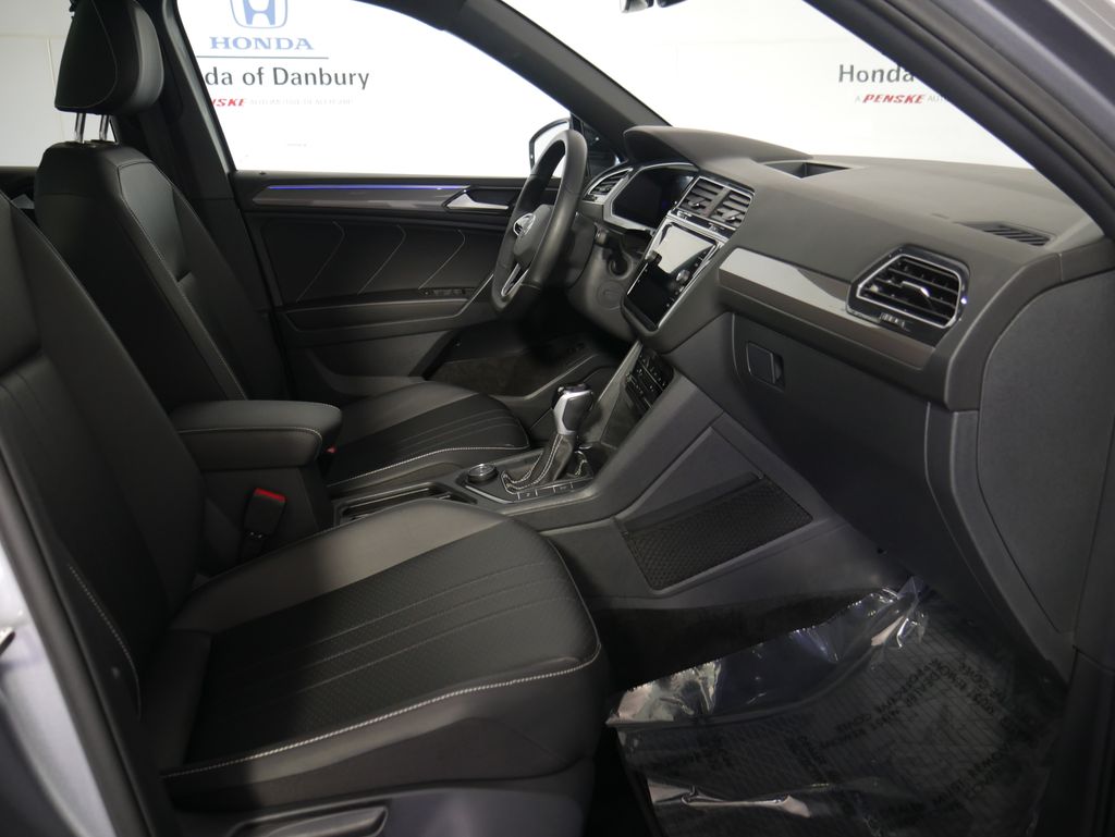 Thumbnail: 2024 Volkswagen Tiguan - 6