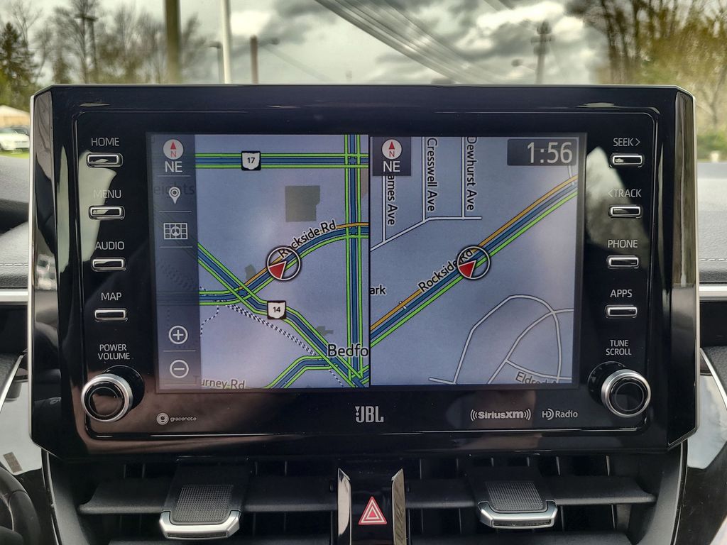 2019 Toyota Corolla XSE 18