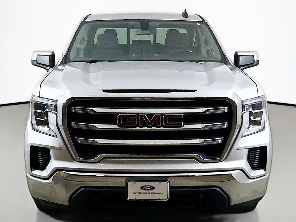 Used 2019 Silver GMC SLE image 9