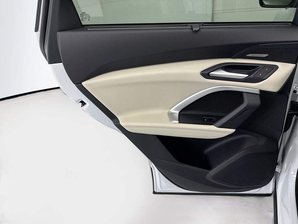 Thumbnail: 2026 Audi Q5 - 25