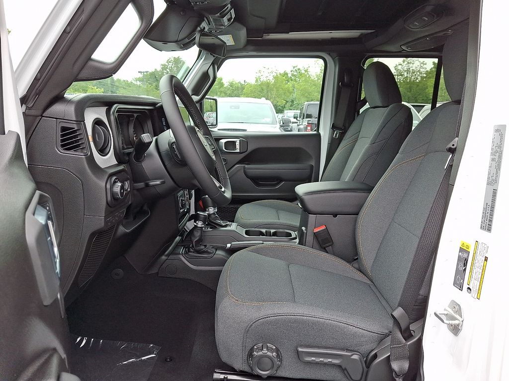 New 2026 Jeep Wrangler SUV