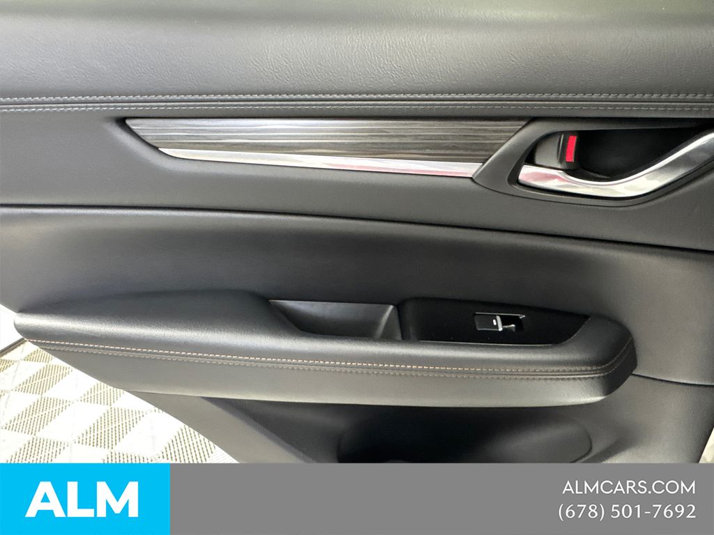 Used 2021 White Mazda Grand Touring image 25