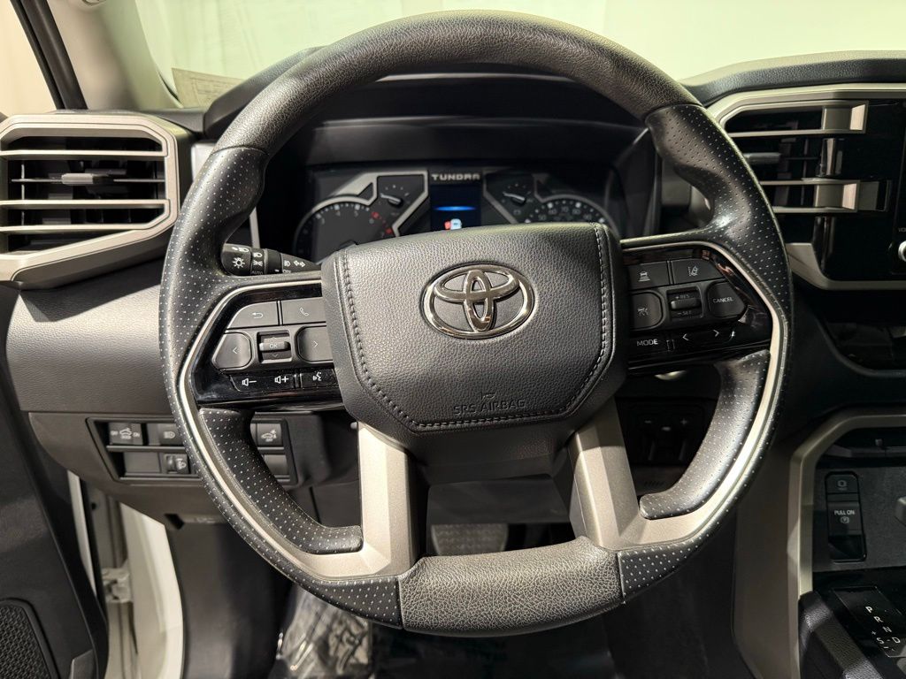 Thumbnail: 2024 Toyota Tundra - 21