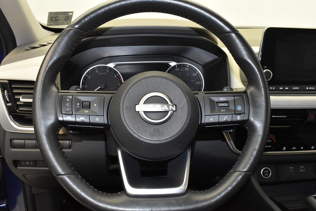 Thumbnail: 2022 Nissan Rogue - 16