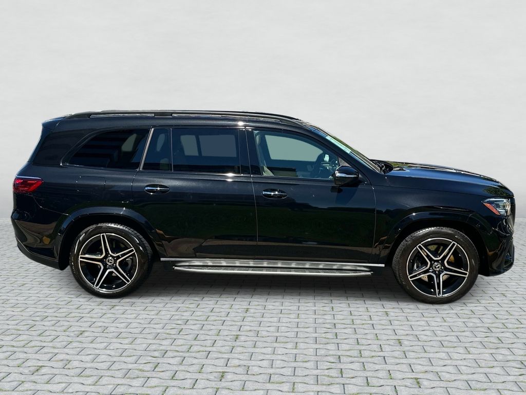 Thumbnail: 2026 Mercedes-Benz GLS - 4