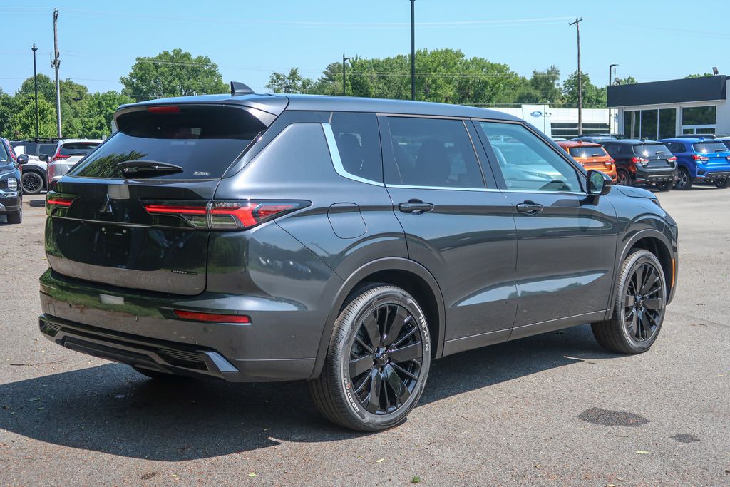 2026 Mitsubishi Outlander LE 2.5 S-AWC