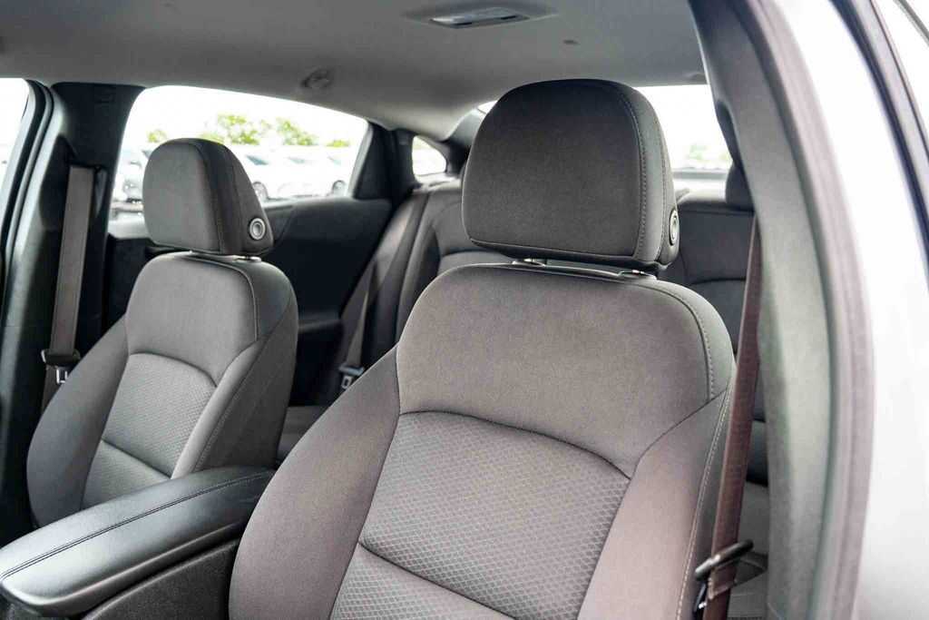 Used Car 2025 Chevrolet Malibu  Lt For Sale Under $25,000 In Austin, Texas