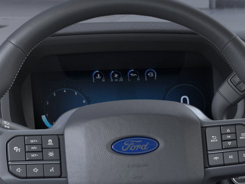 2025 Ford F-150 XLT photo 13