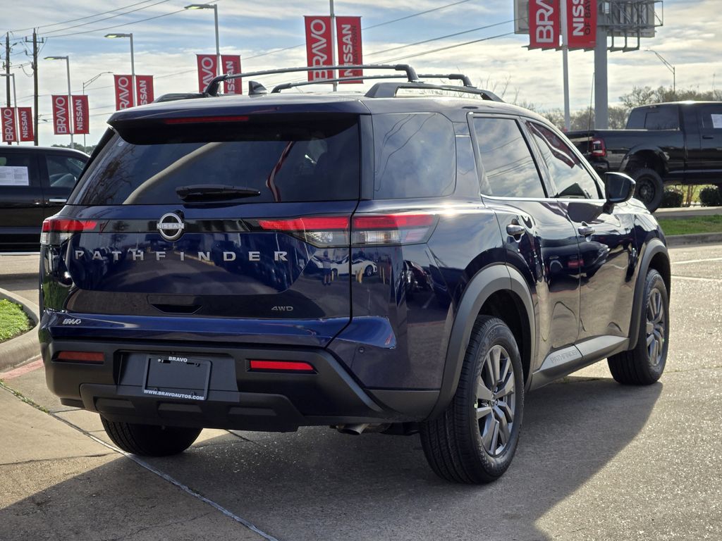 2026 Nissan Pathfinder SV - 2