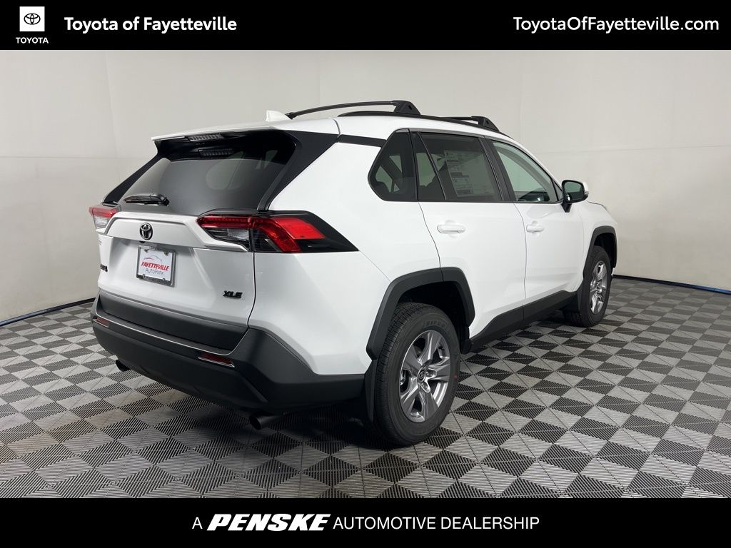 Thumbnail: 2025 Toyota RAV4 - 5