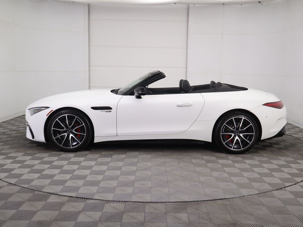 Thumbnail: 2022 Mercedes-Benz SL-Class - 8