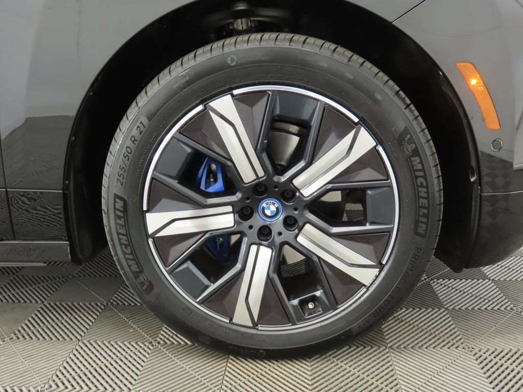 Thumbnail: 2024 BMW iX - 31