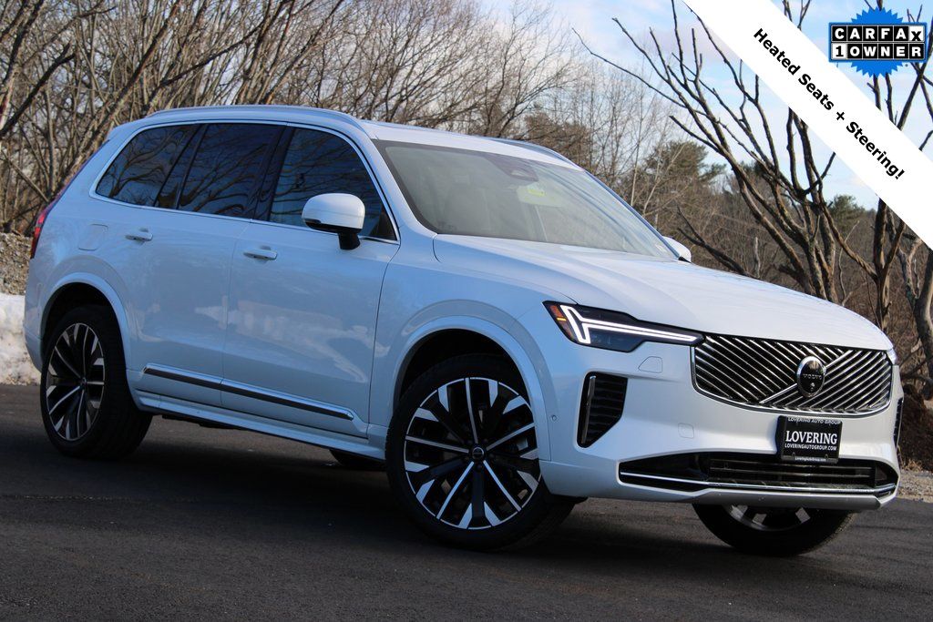 Crystal White Metallic 2025 Volvo XC90 B6 Plus Bright Theme 7-Passenger AWD SUV / Crossover All-Wheel Drive Automatic