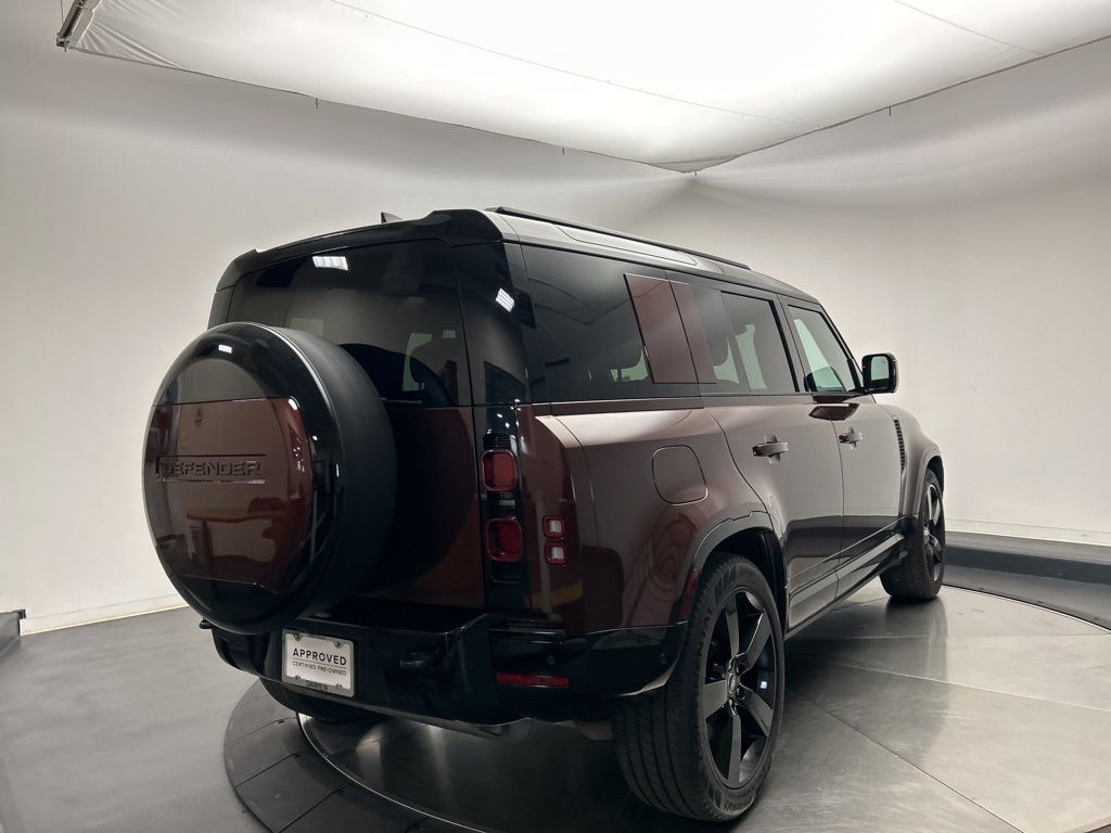 Thumbnail: 2025 Land Rover Defender - 5