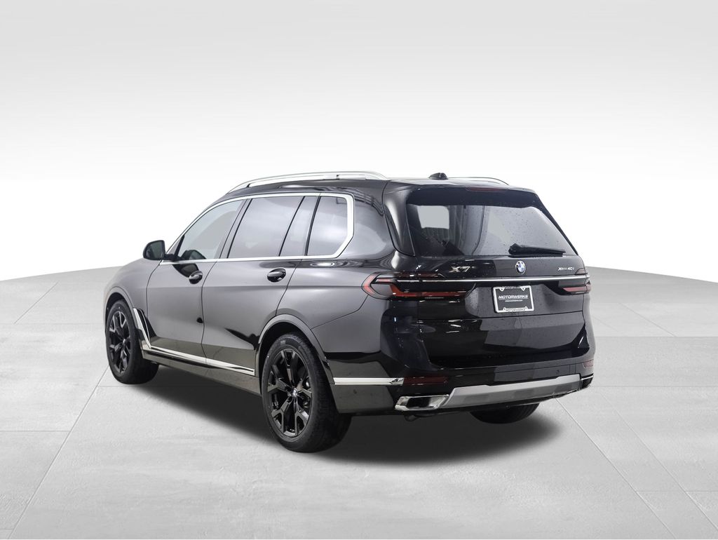 Thumbnail: 2026 BMW X7 - 3